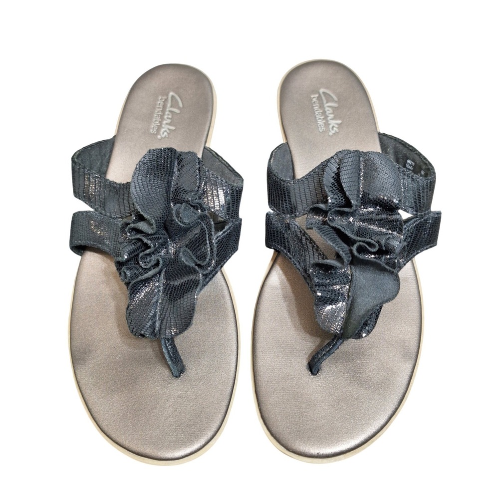 Clarks Bendables Womens 8M Black Leather Floral Ruffle Thong Wedge Sandals 60179